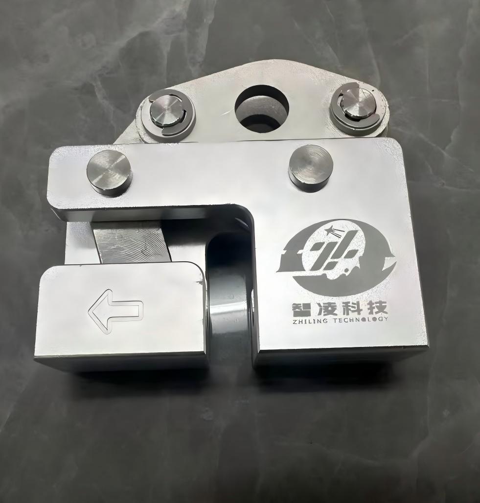 柔性防坠器
